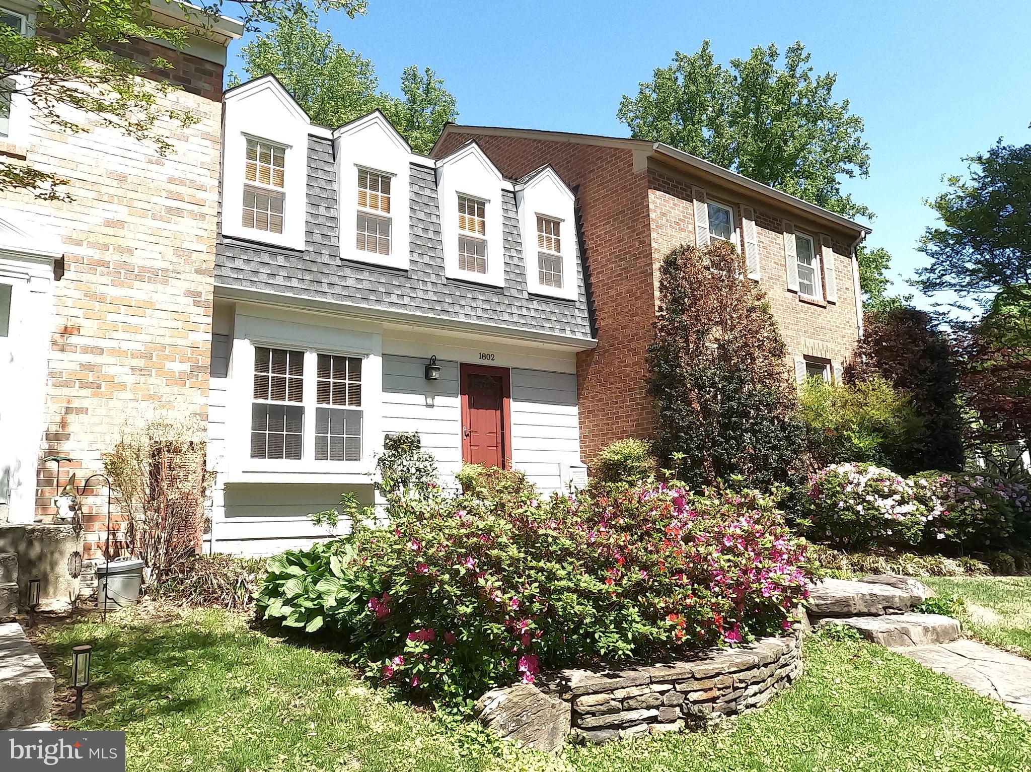 CROFTON COMMONS - Residential