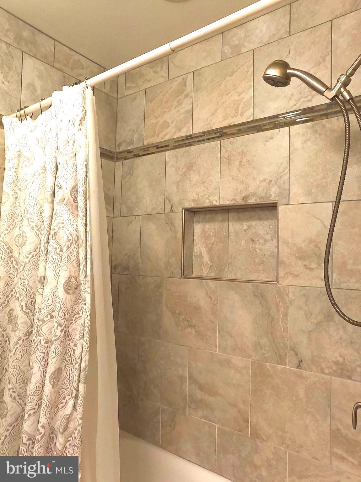 CROFTON COMMONS - Residential