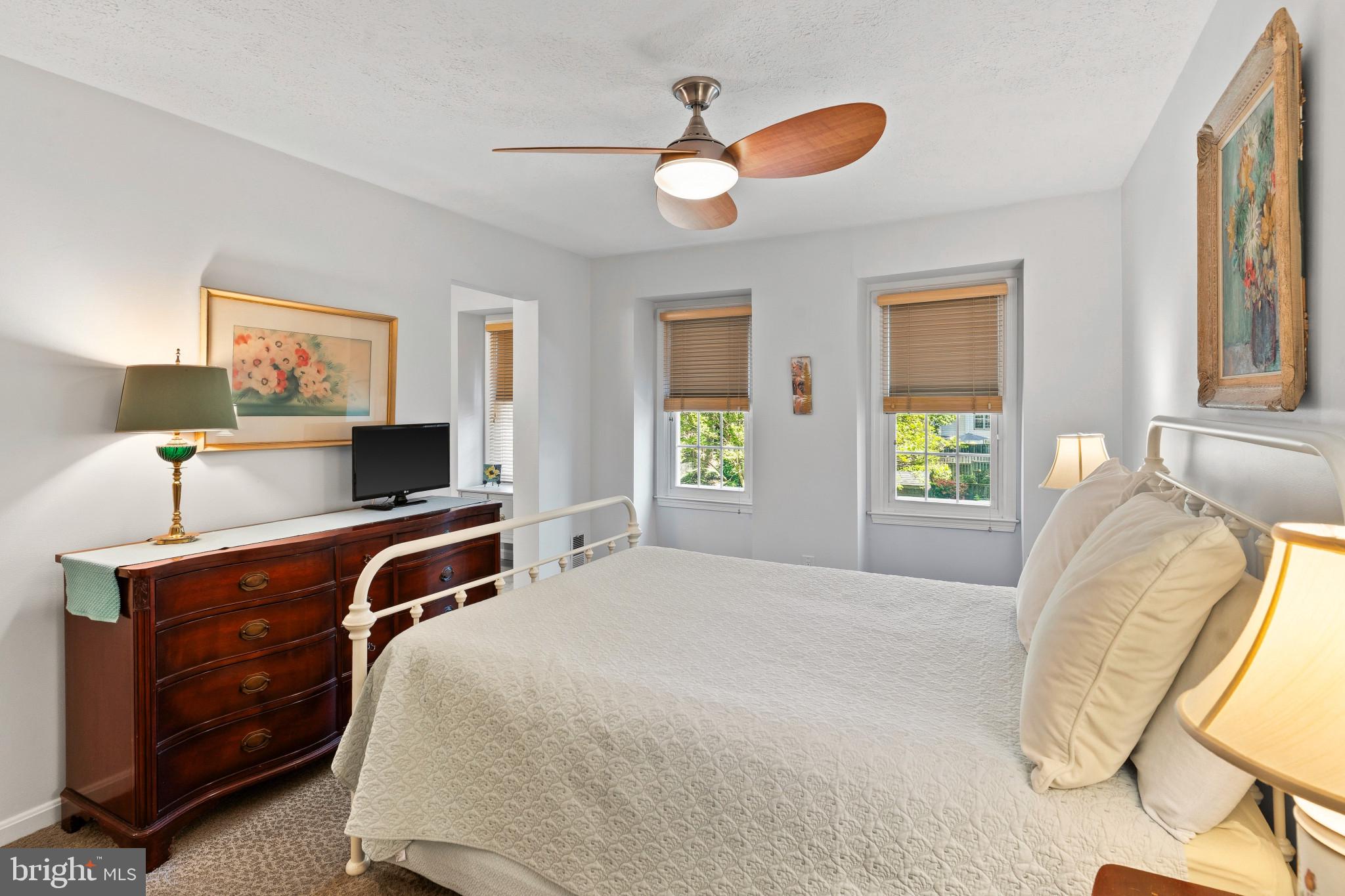 CROFTON COMMONS - Residential