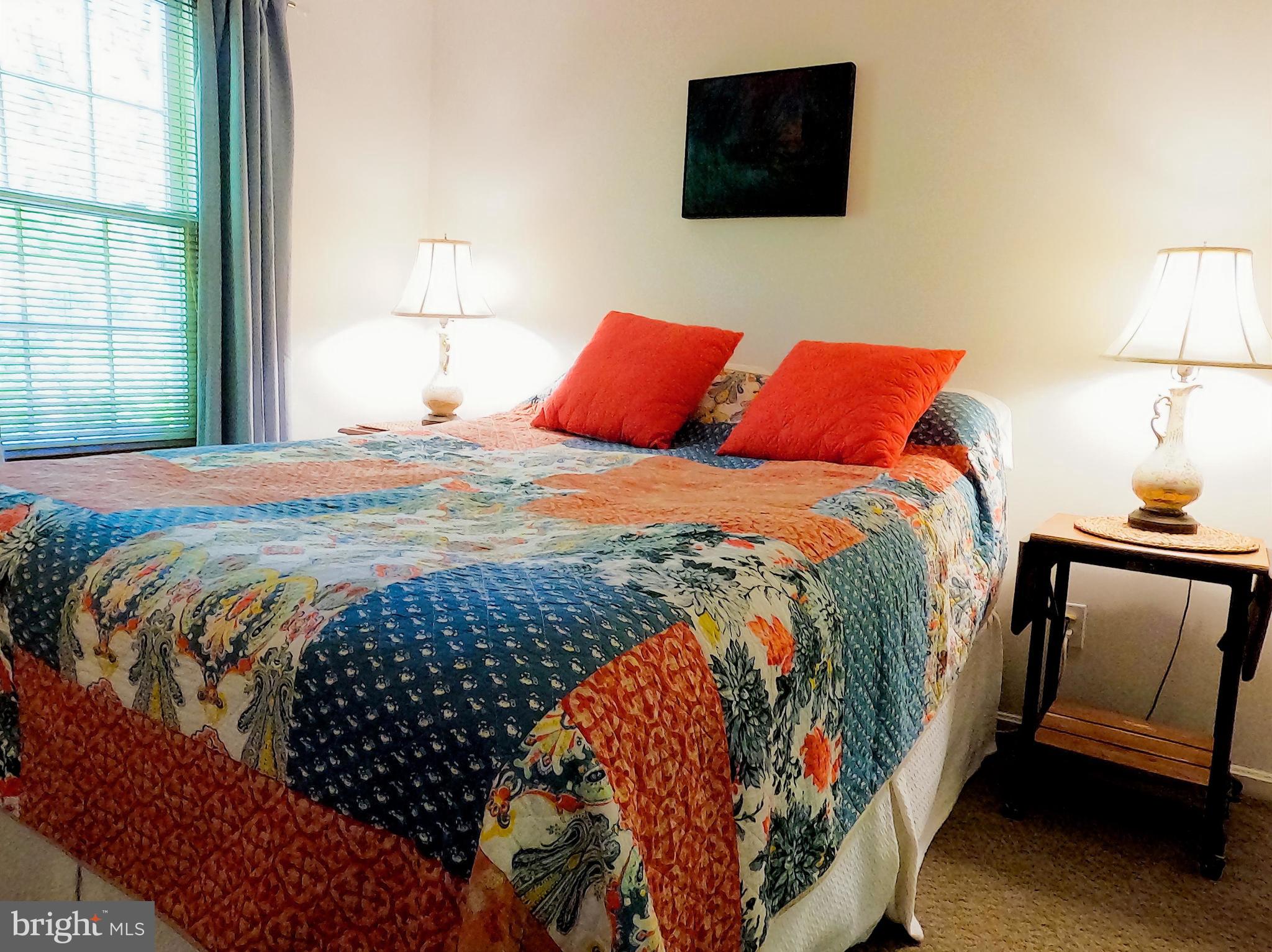 CROFTON COMMONS - Residential