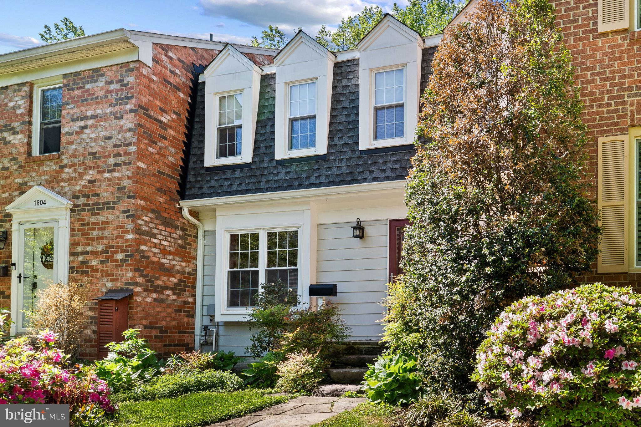 CROFTON COMMONS - Residential