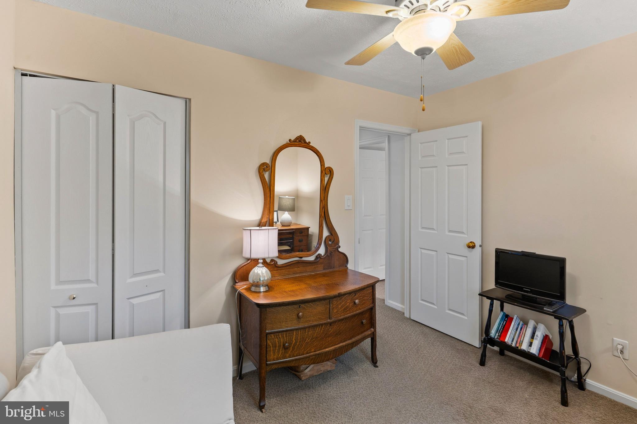 CROFTON COMMONS - Residential