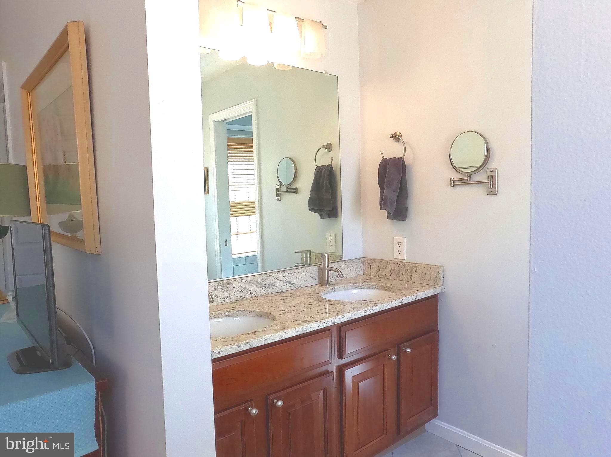 CROFTON COMMONS - Residential