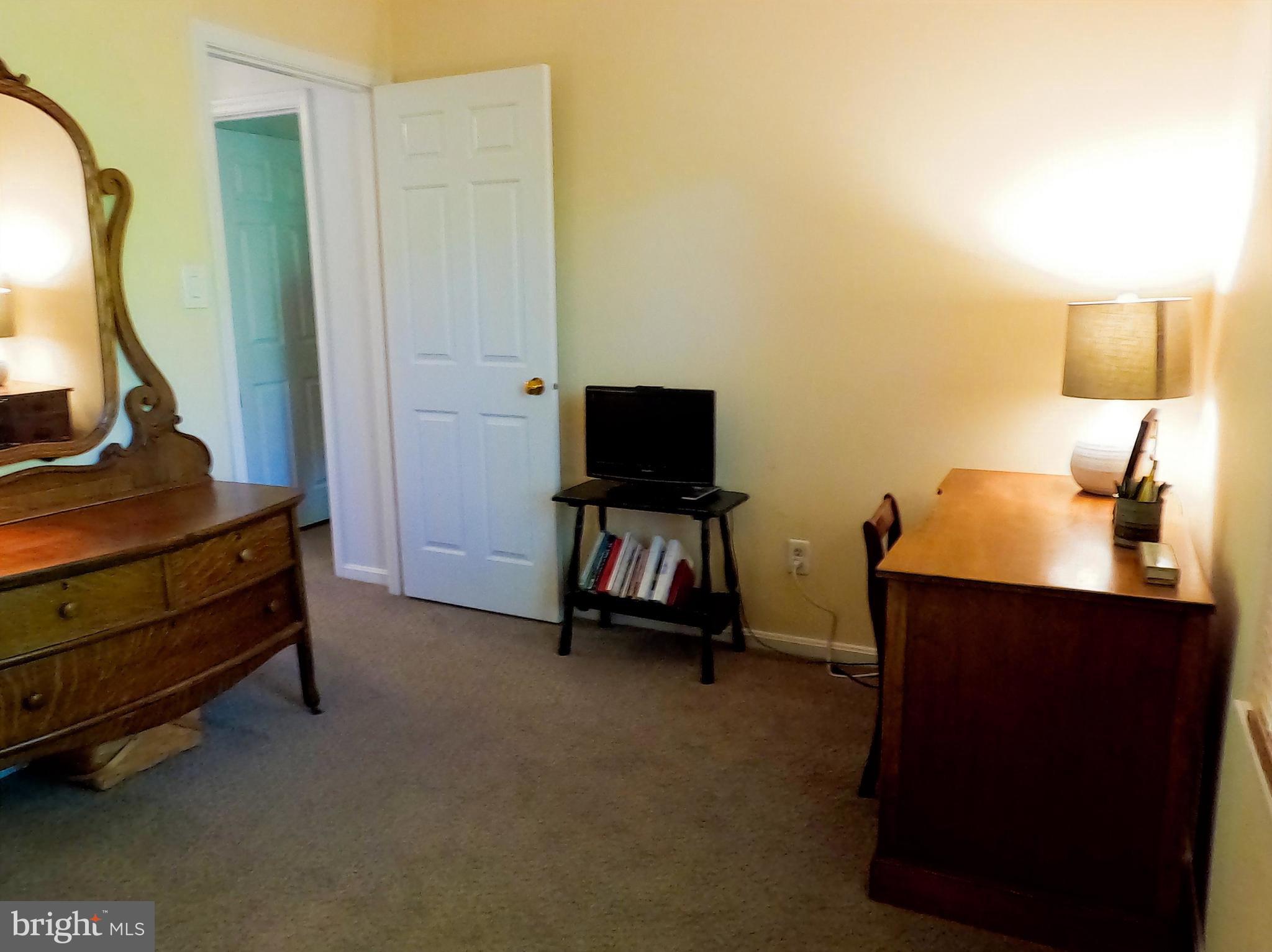 CROFTON COMMONS - Residential