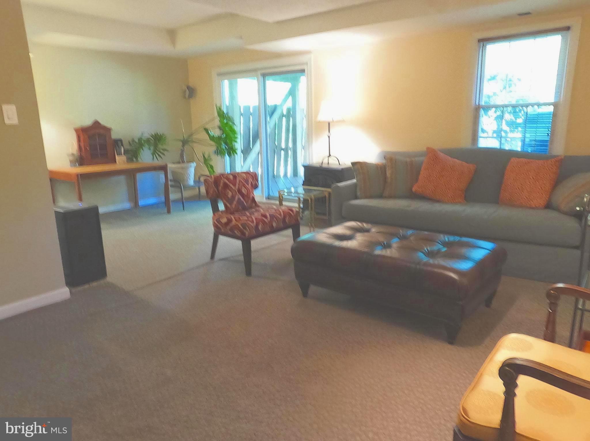 CROFTON COMMONS - Residential