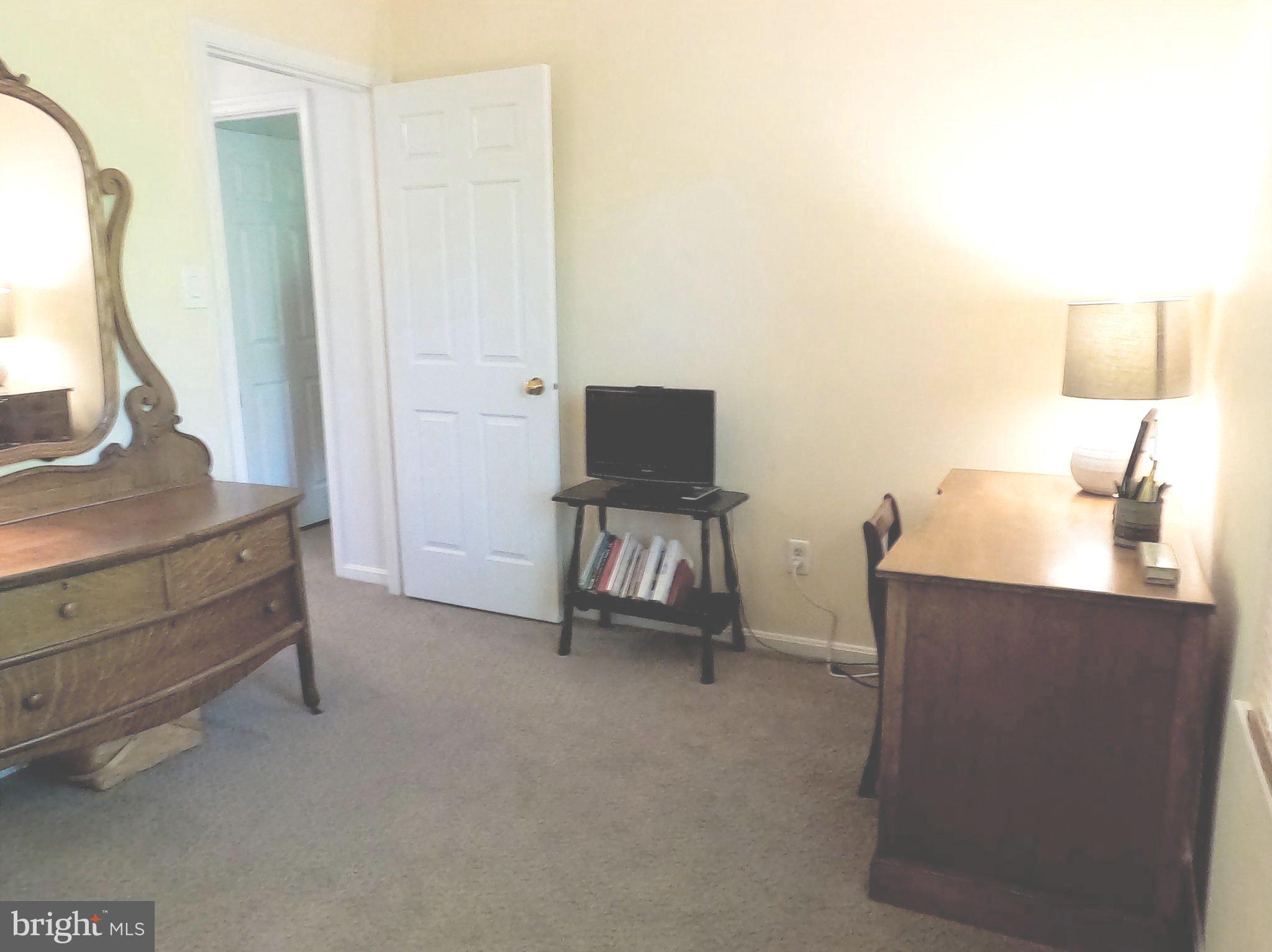 CROFTON COMMONS - Residential