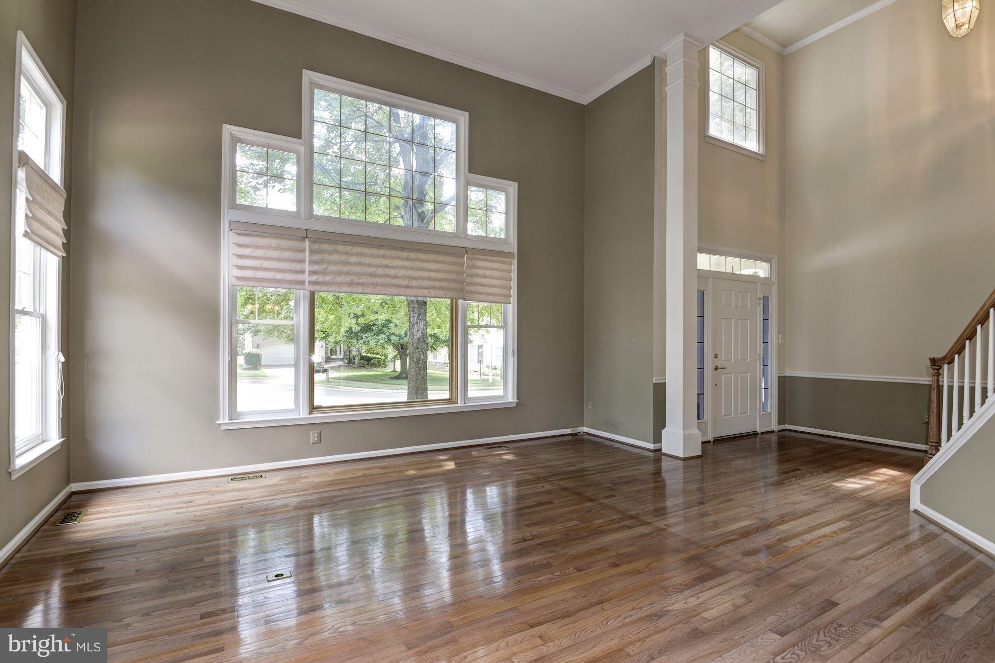 EDGEMOORE - Residential Lease