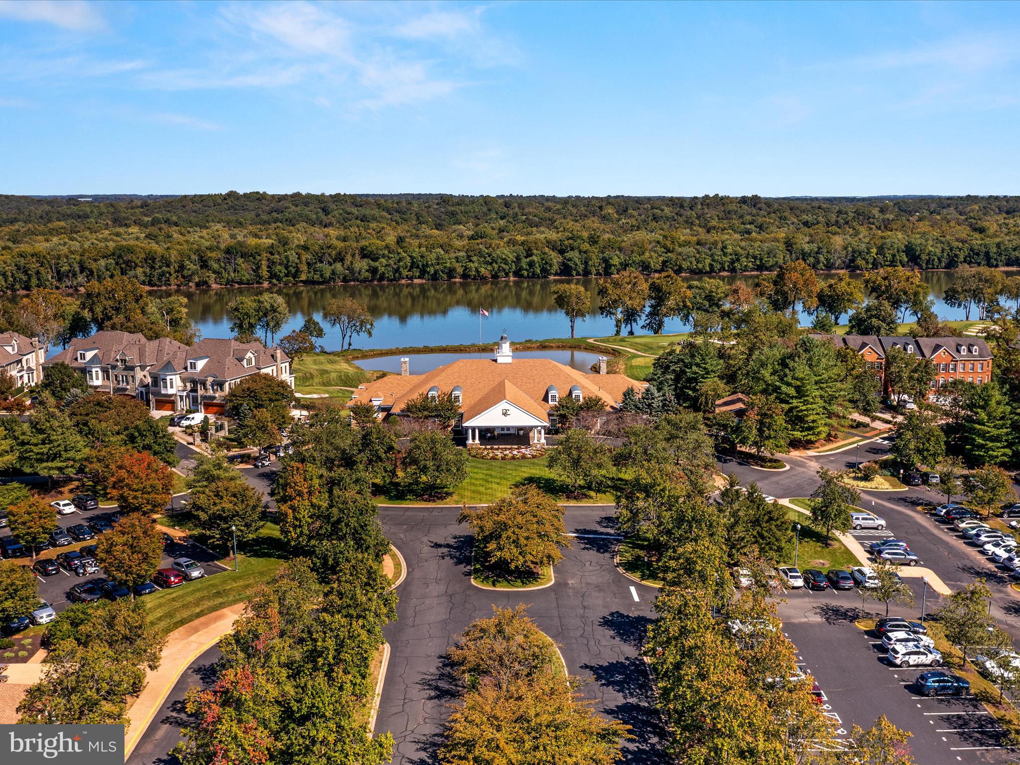 RIVER CREEK - Residential