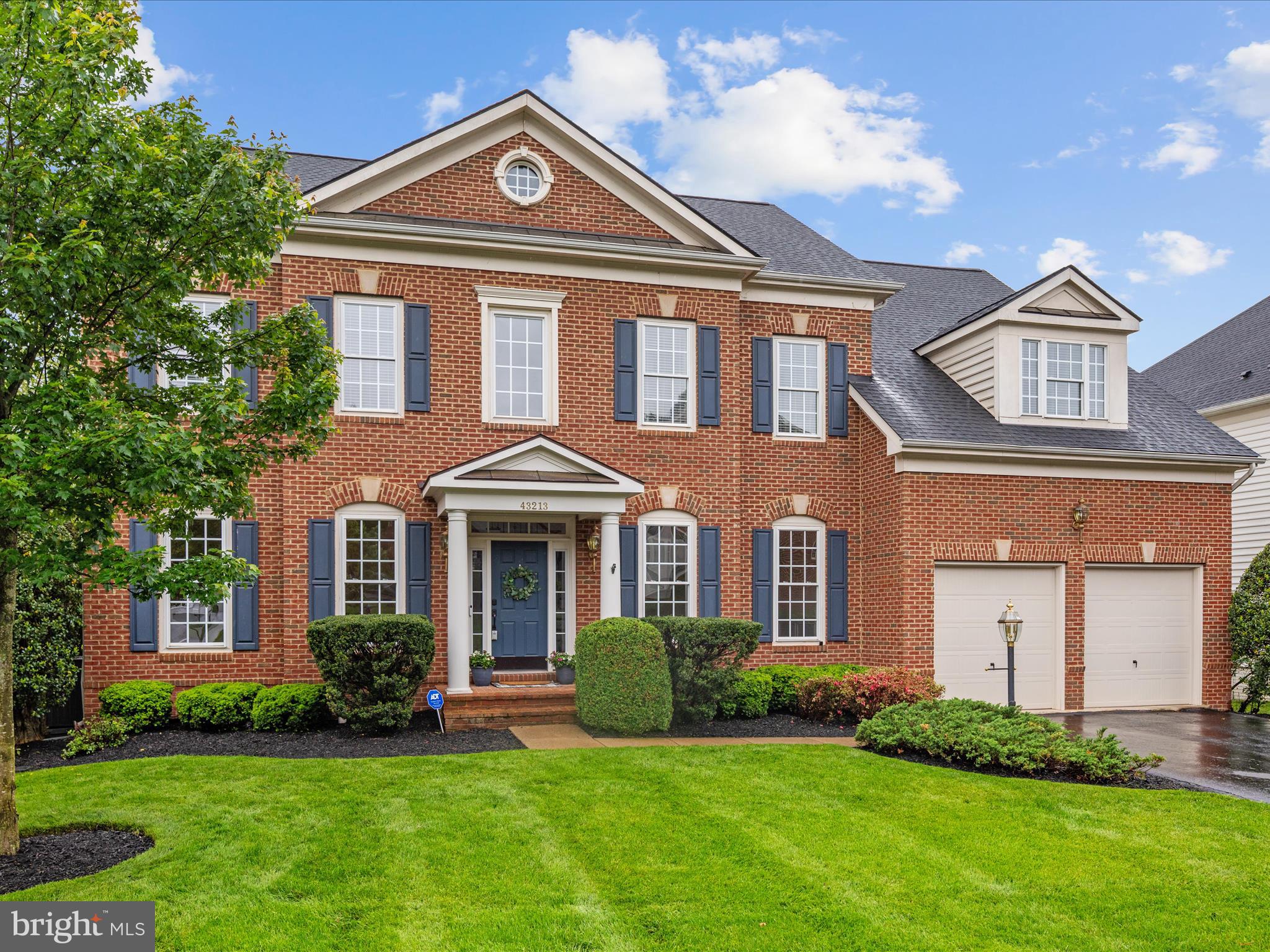 RIVER CREEK - Residential