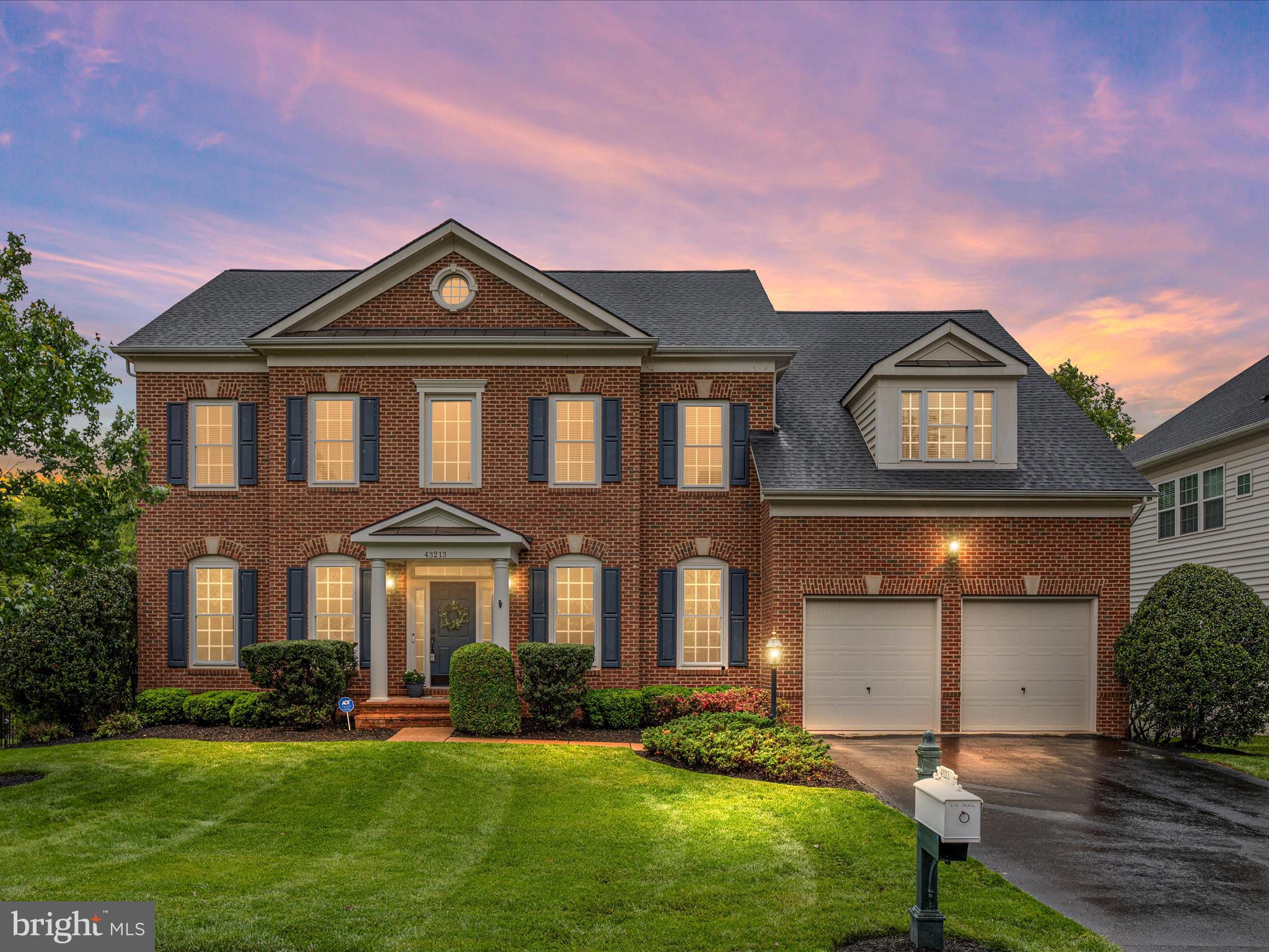 RIVER CREEK - Residential