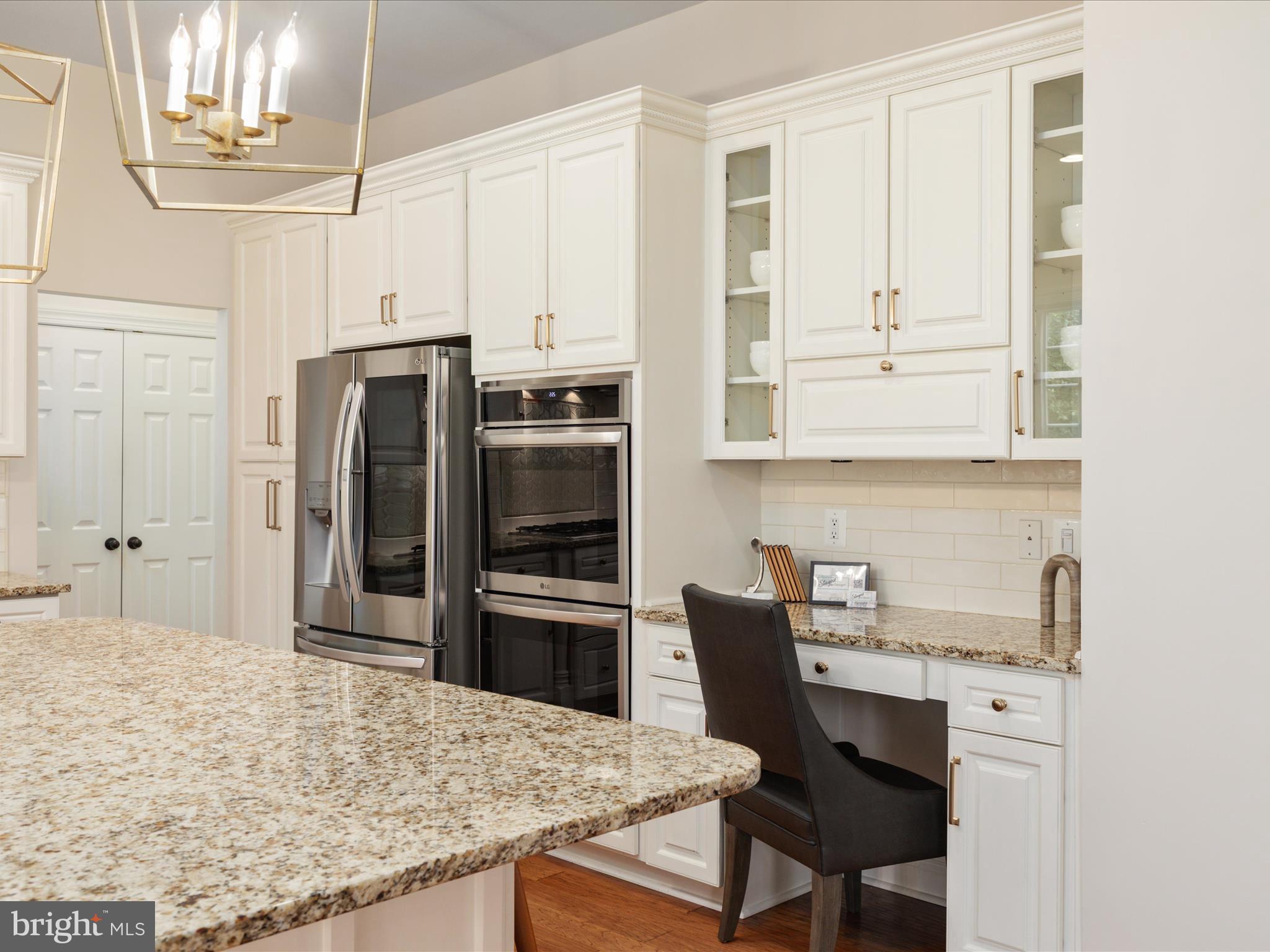 RIVER CREEK - Residential