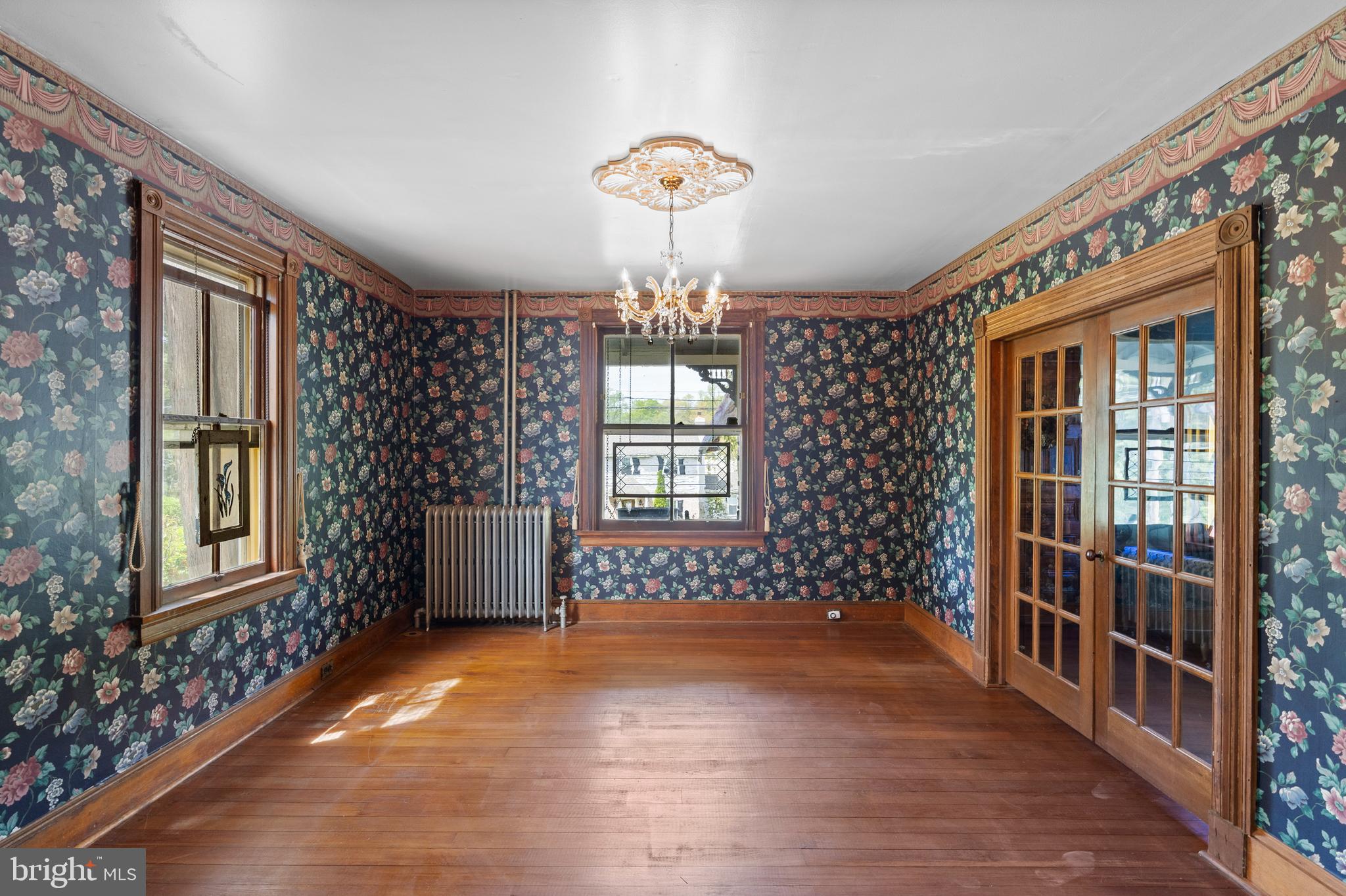 MIDDLETON PL - Residential