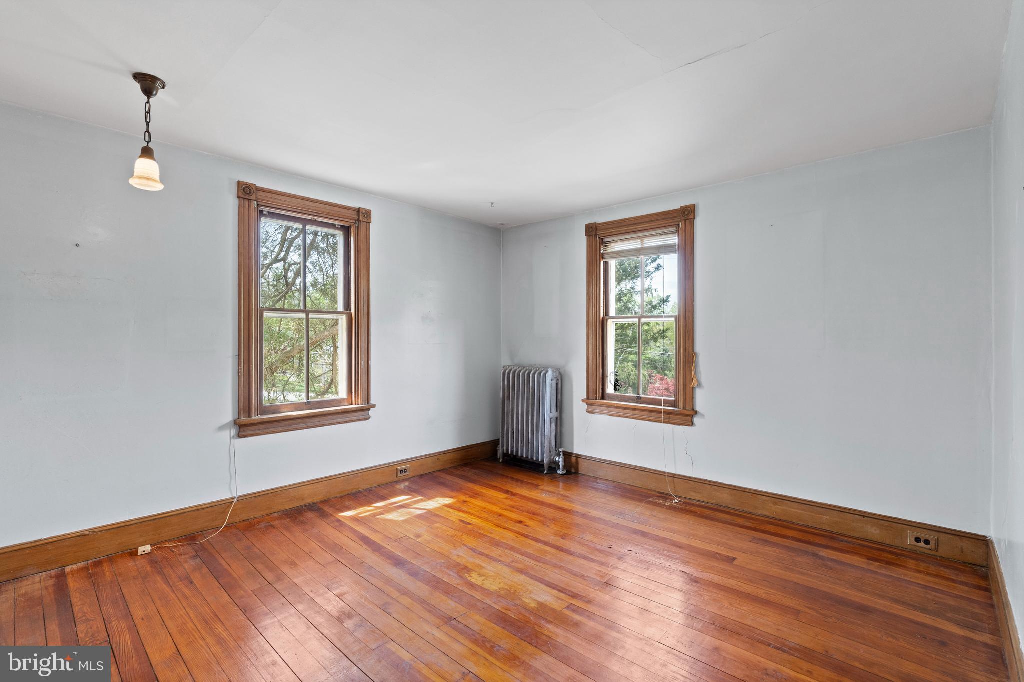 MIDDLETON PL - Residential