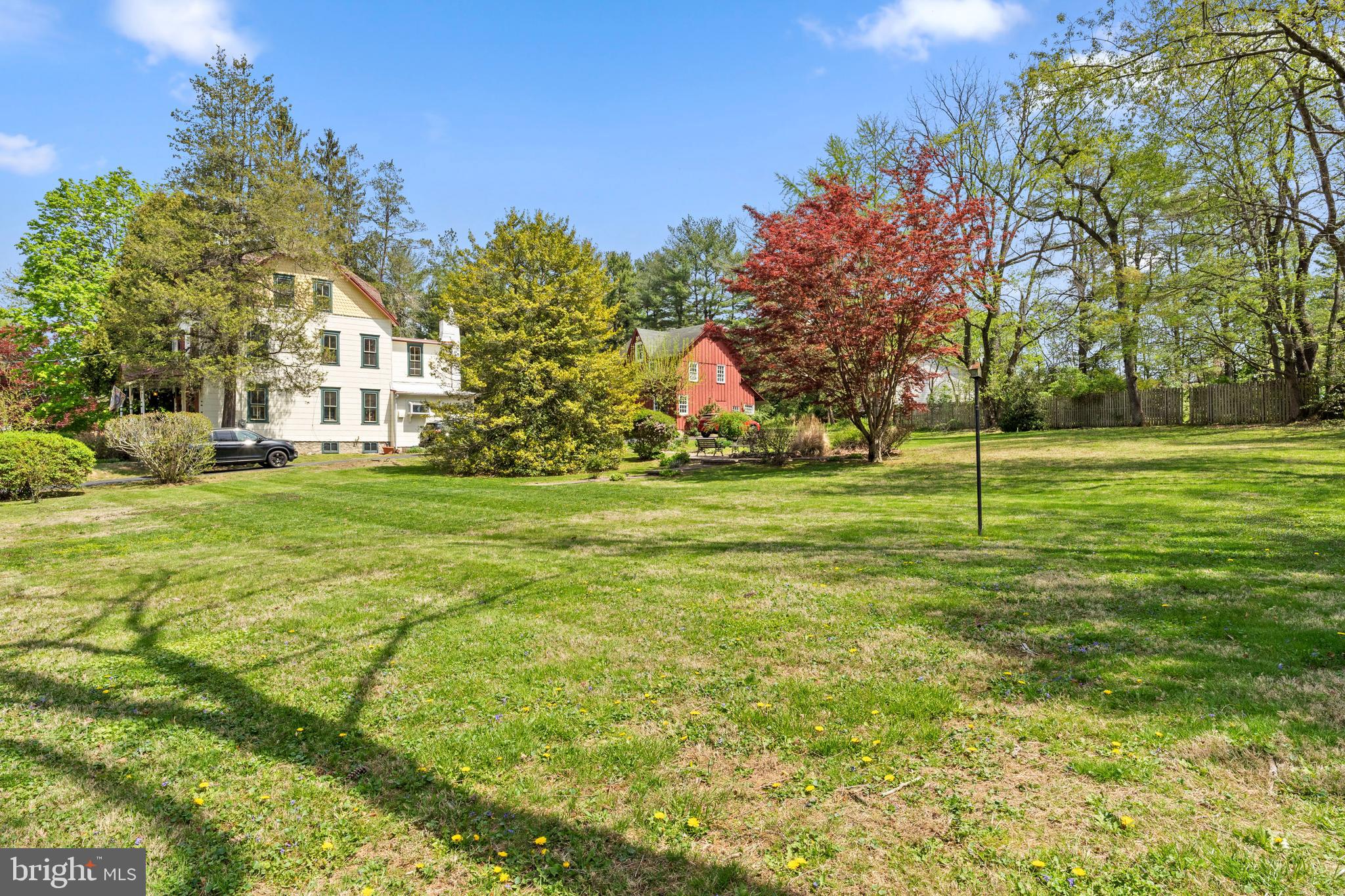 MIDDLETON PL - Residential