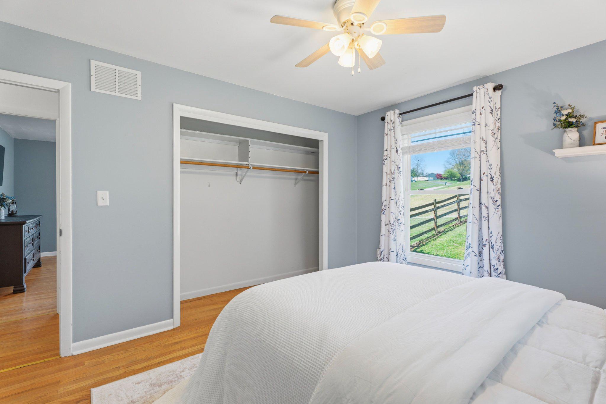 WINFIELD HEIGHTS - Residential