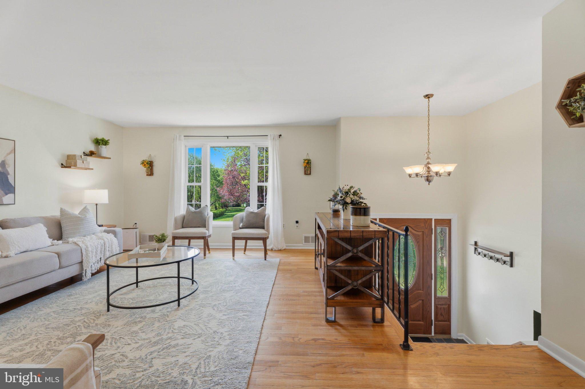 WINFIELD HEIGHTS - Residential