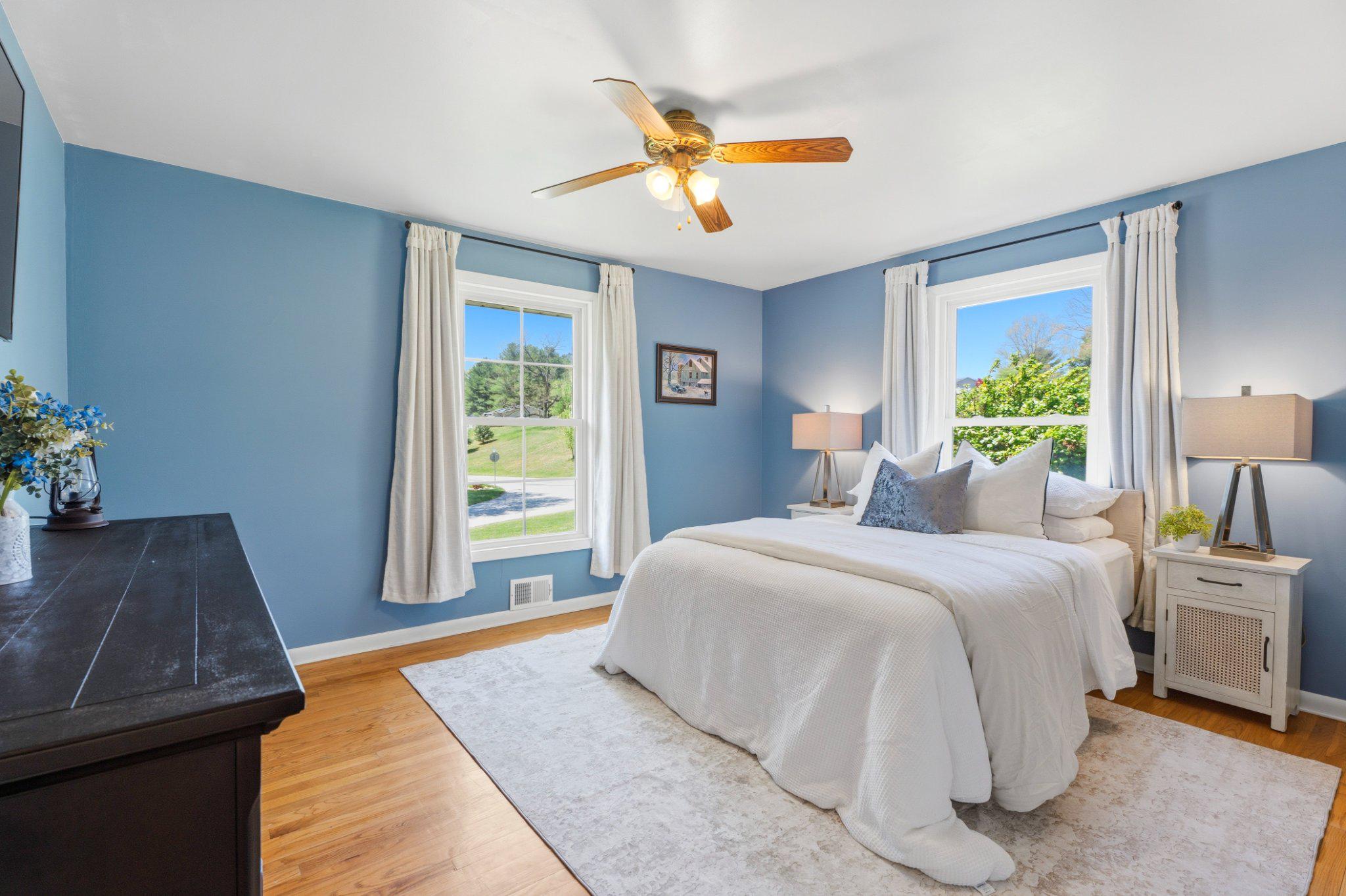 WINFIELD HEIGHTS - Residential