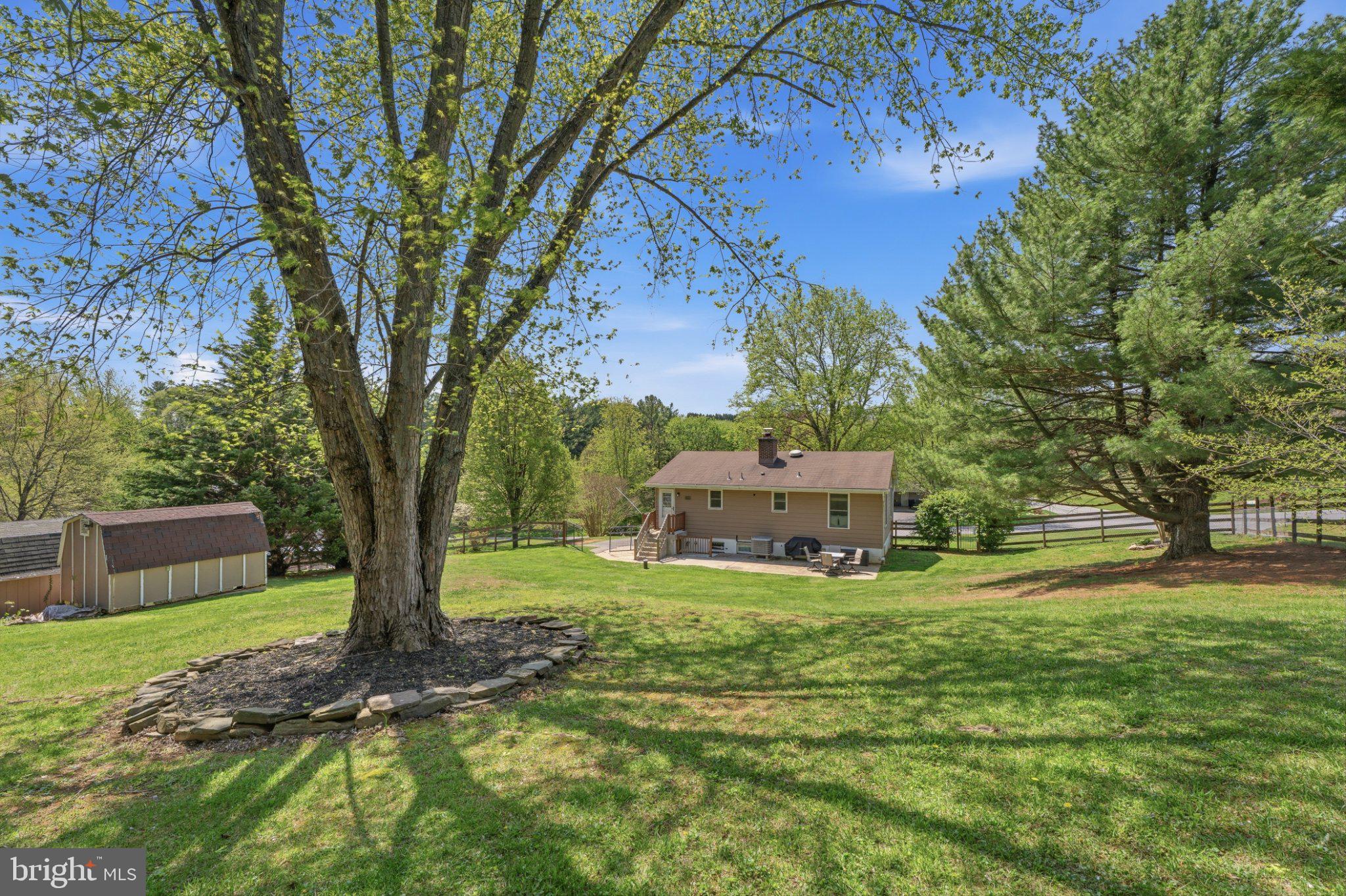 WINFIELD HEIGHTS - Residential