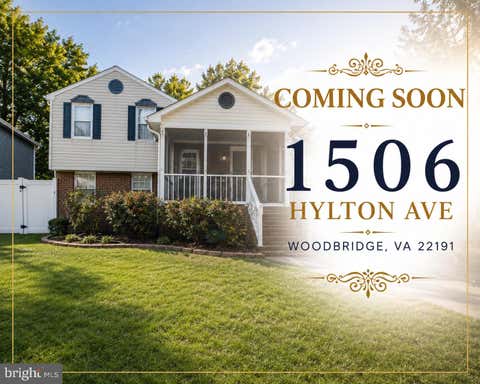 Photo of 1506 Hylton Avenue, WOODBRIDGE, VA 22191 (MLS # VAPW2125730)