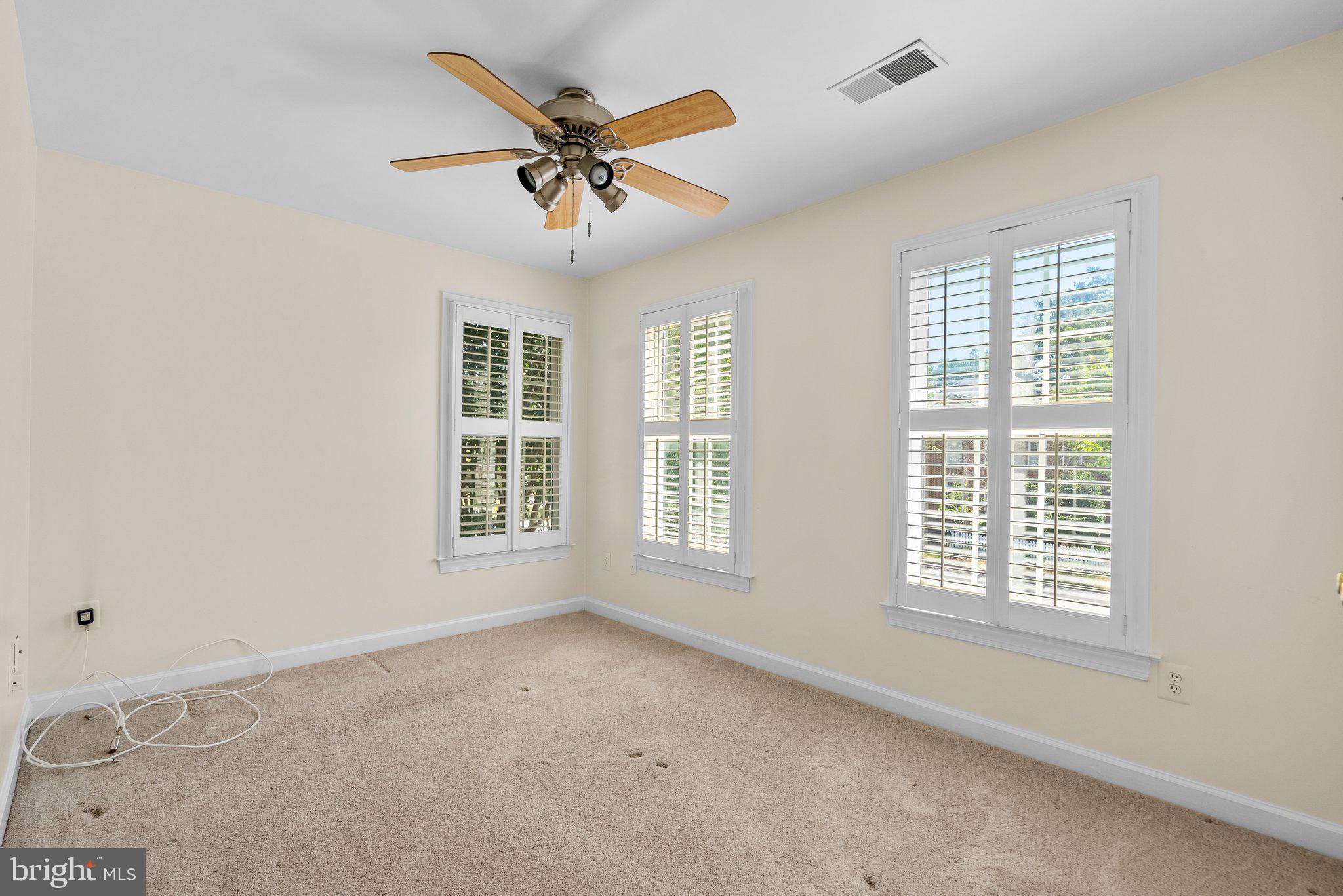 KENTLANDS - Residential