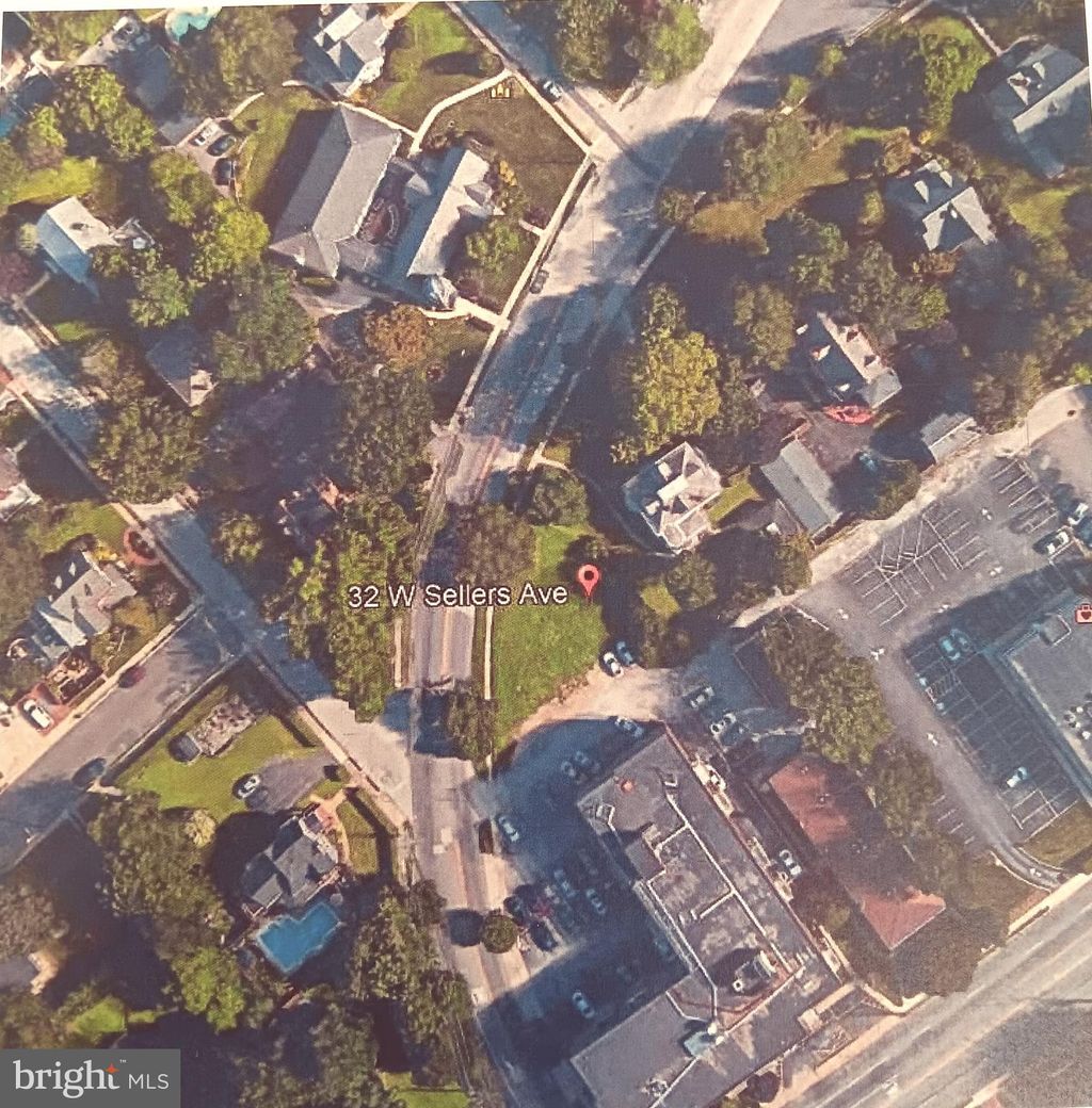 Photo of 32 W Sellers Avenue, RIDLEY PARK, PA 19078 (MLS # PADE2056258)