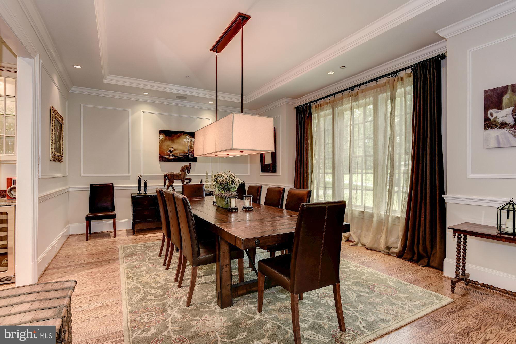 POTOMAC OUTSIDE - Residential