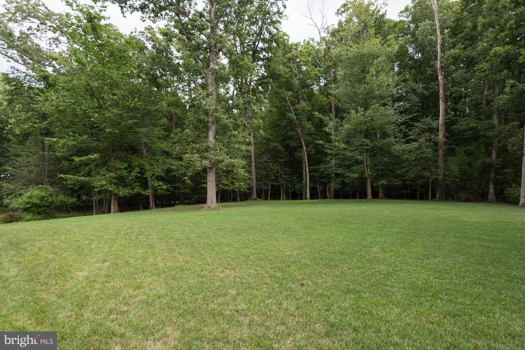 POTOMAC OUTSIDE - Residential