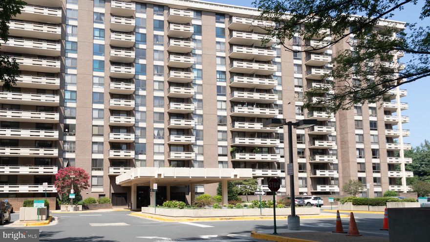 For Rent! Price reduction and $450 off your first months rent! Welcome home to convenient living at the Encore of McLean! Located on the third floor, this 1 bed/1 bath offers a spacious living area, recessed lighting, hardwood floors and a private balcony. As you walk through the front door you are greeted with an open living area and large windows with tons of natural light. The building features a fitness center, community pool, library, and a front desk concierge. You're only 1.5 miles  away from Tysons Corner Center, Tysons Galleria, Tysons Corner Metro Station. You will fall in love with this area and all it has to offer. Apply today at , $50 per adult on the lease.