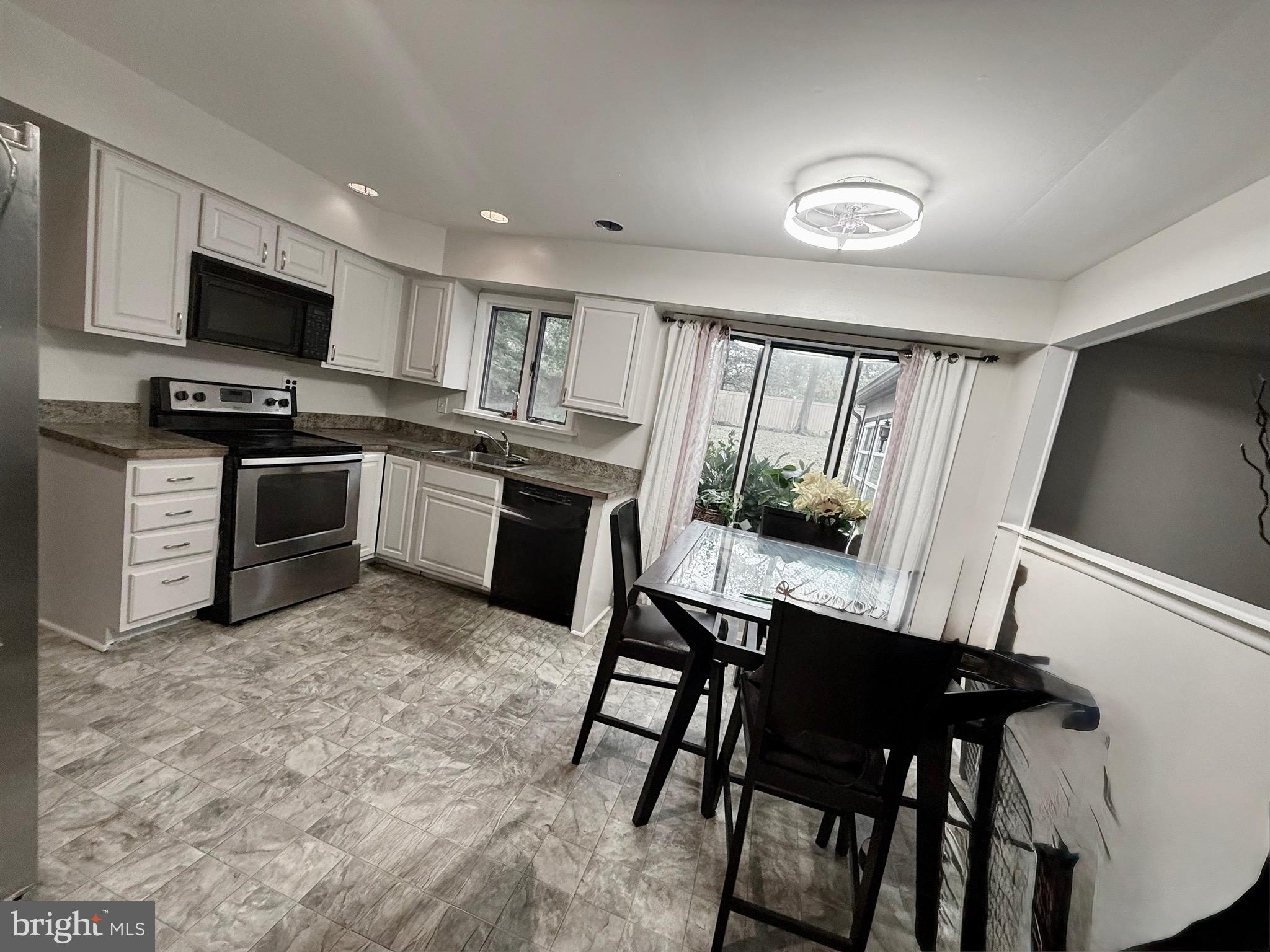 STONEYBROOK - Residential