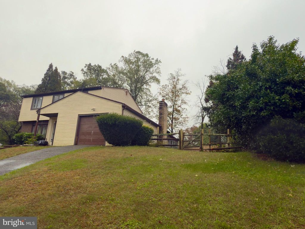 Photo of 1114 Stoneybrook Lane, WEST CHESTER, PA 19382 (MLS # PACT2111438)