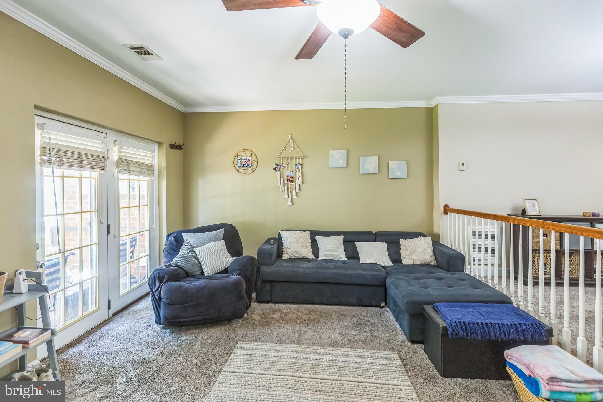 3823 CHESTERWOOD DRIVE 3823