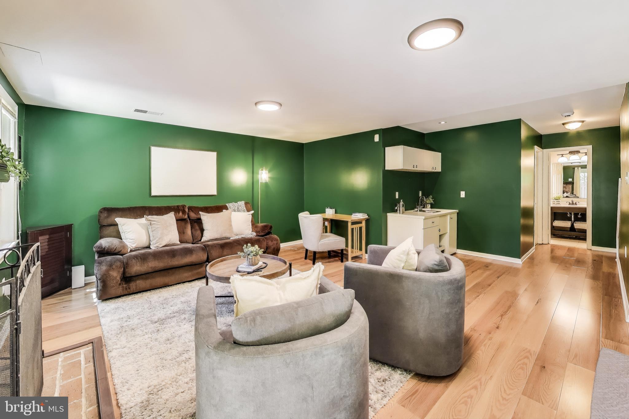 LAKE RIDGE - Residential