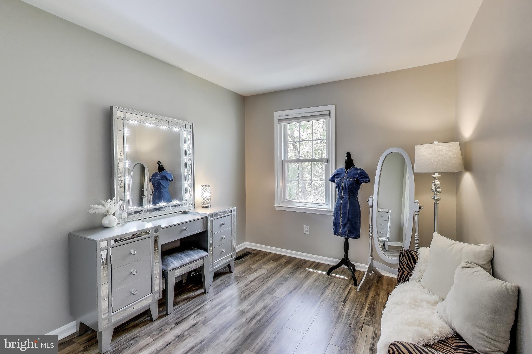 LAKE RIDGE - Residential