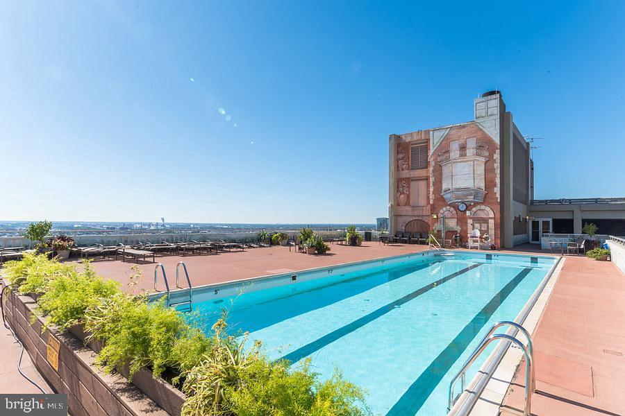 RITTENHOUSE SQUARE - Residential Lease