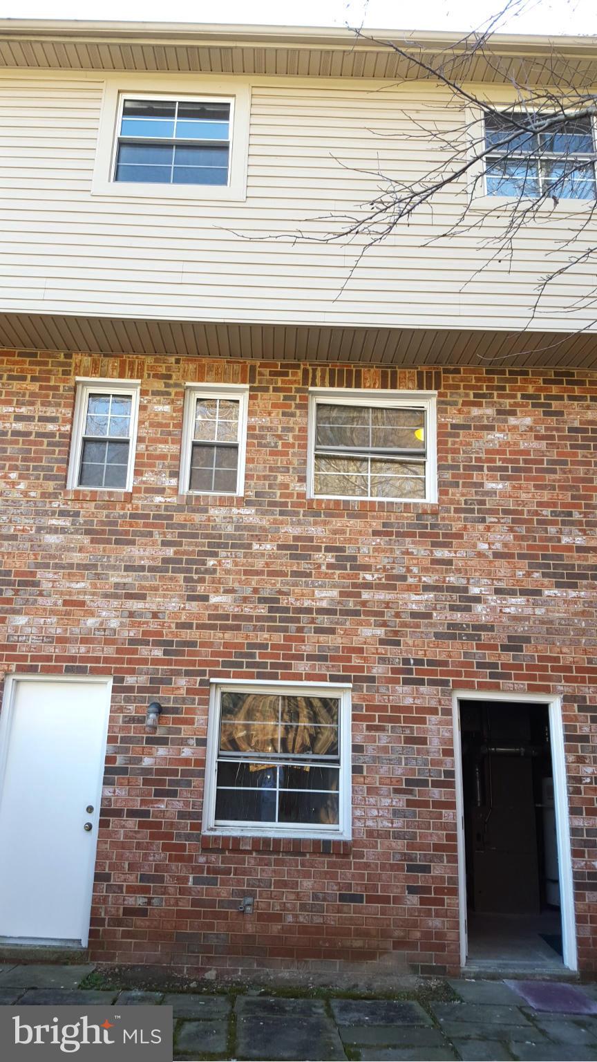 VILLAGE BROOK - Residential