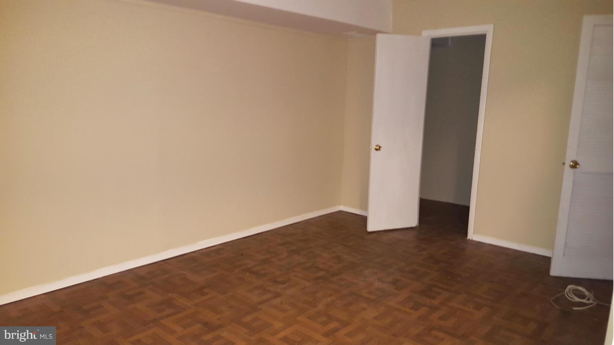 VILLAGE BROOK - Residential