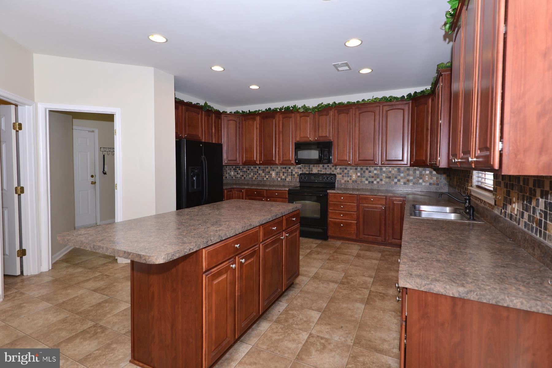 WESTBURY PUB - Residential