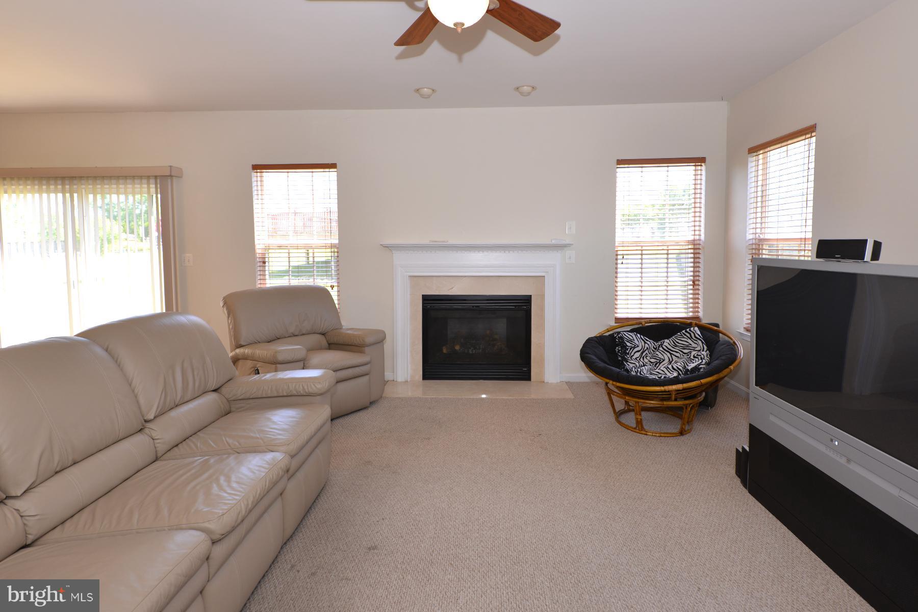 WESTBURY PUB - Residential