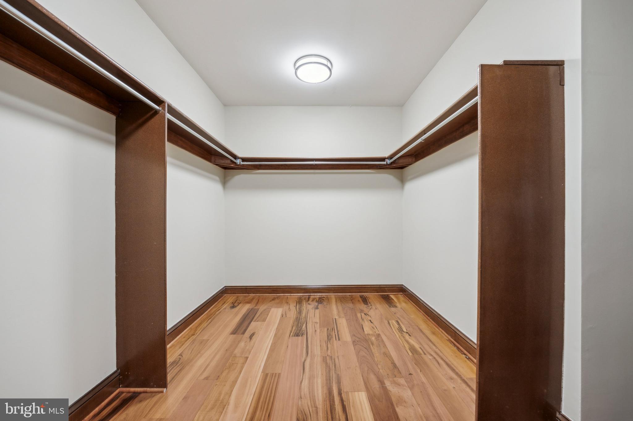 HERITAGE FARMS - Residential