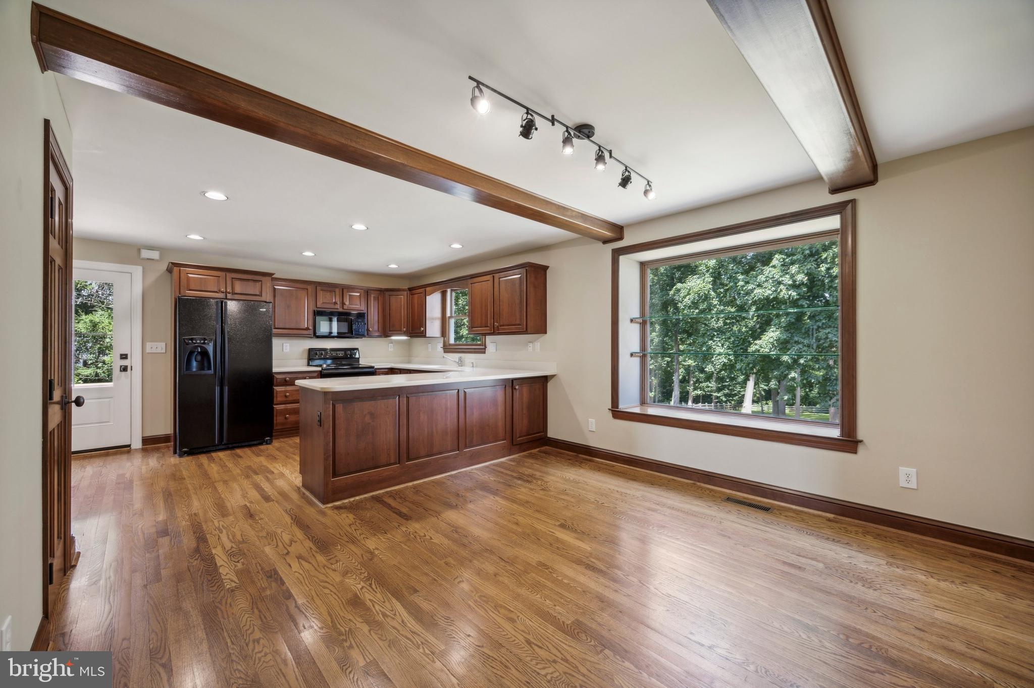 HERITAGE FARMS - Residential