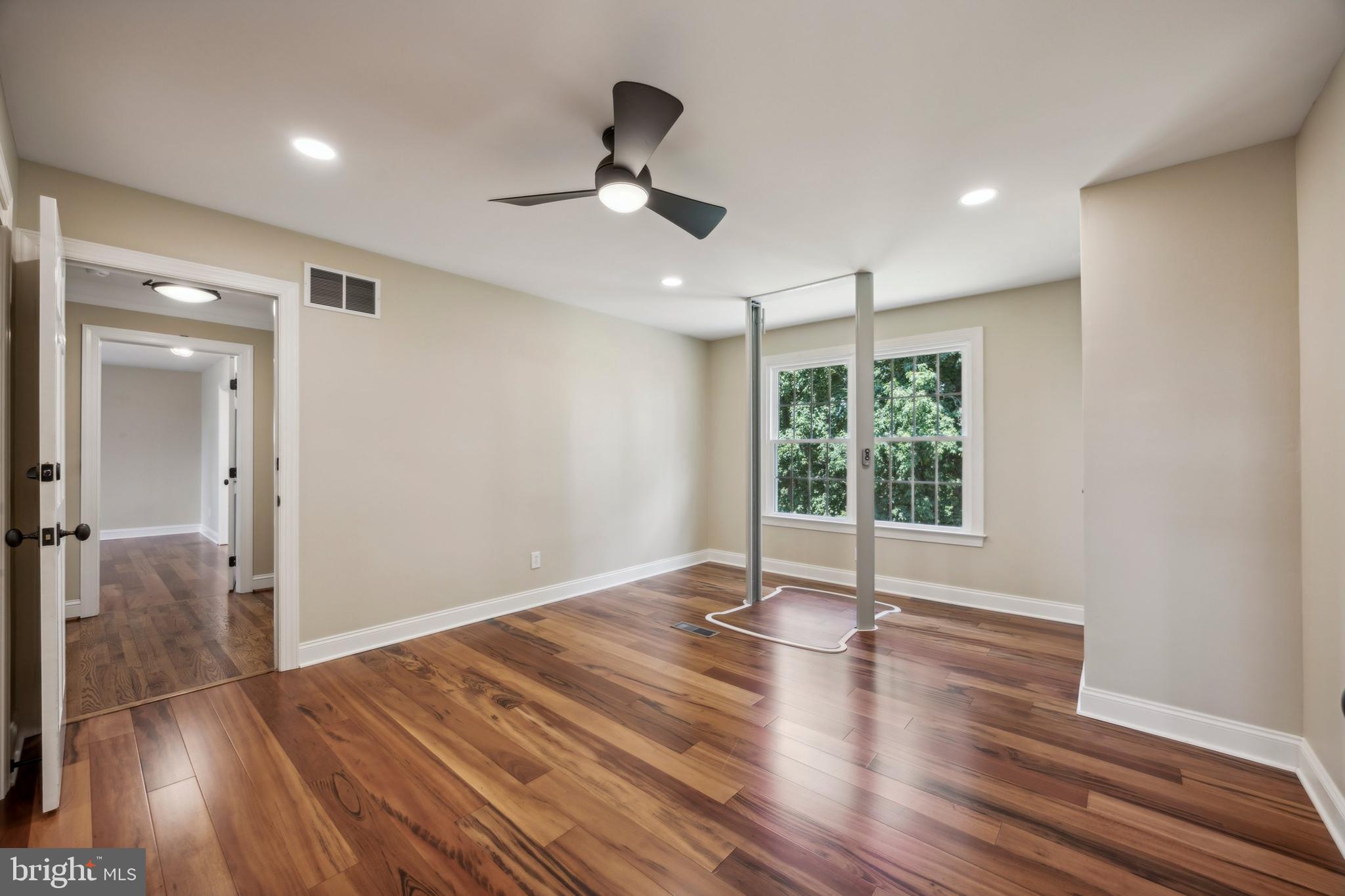 HERITAGE FARMS - Residential