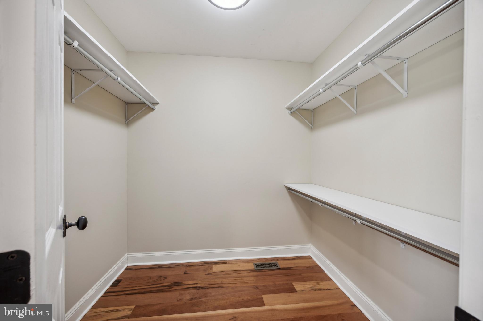 HERITAGE FARMS - Residential