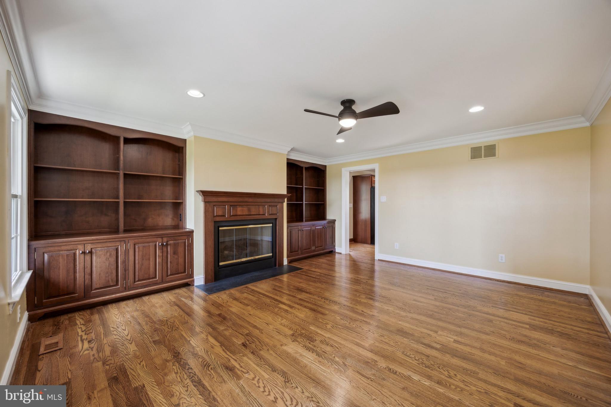 HERITAGE FARMS - Residential