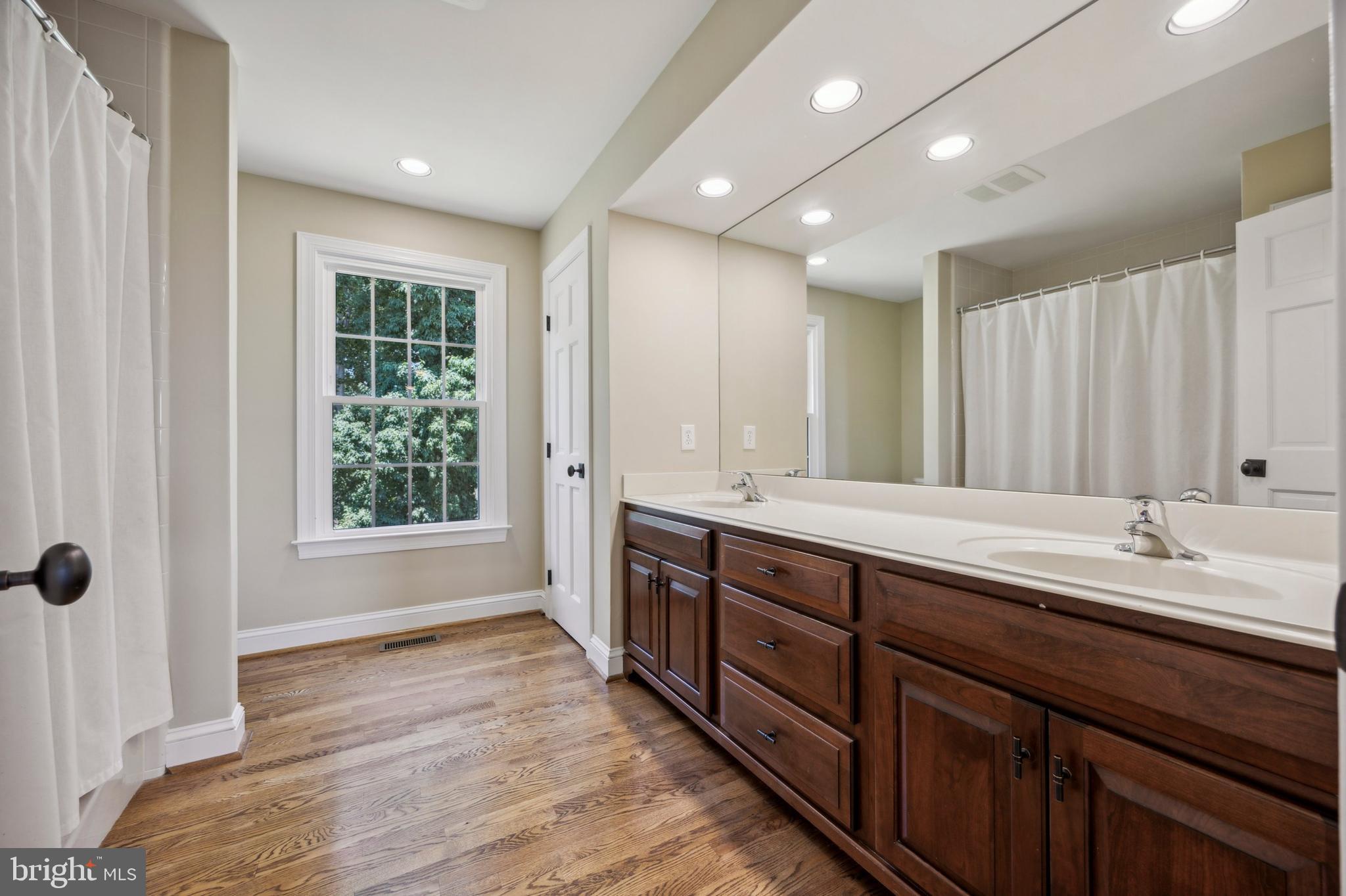 HERITAGE FARMS - Residential