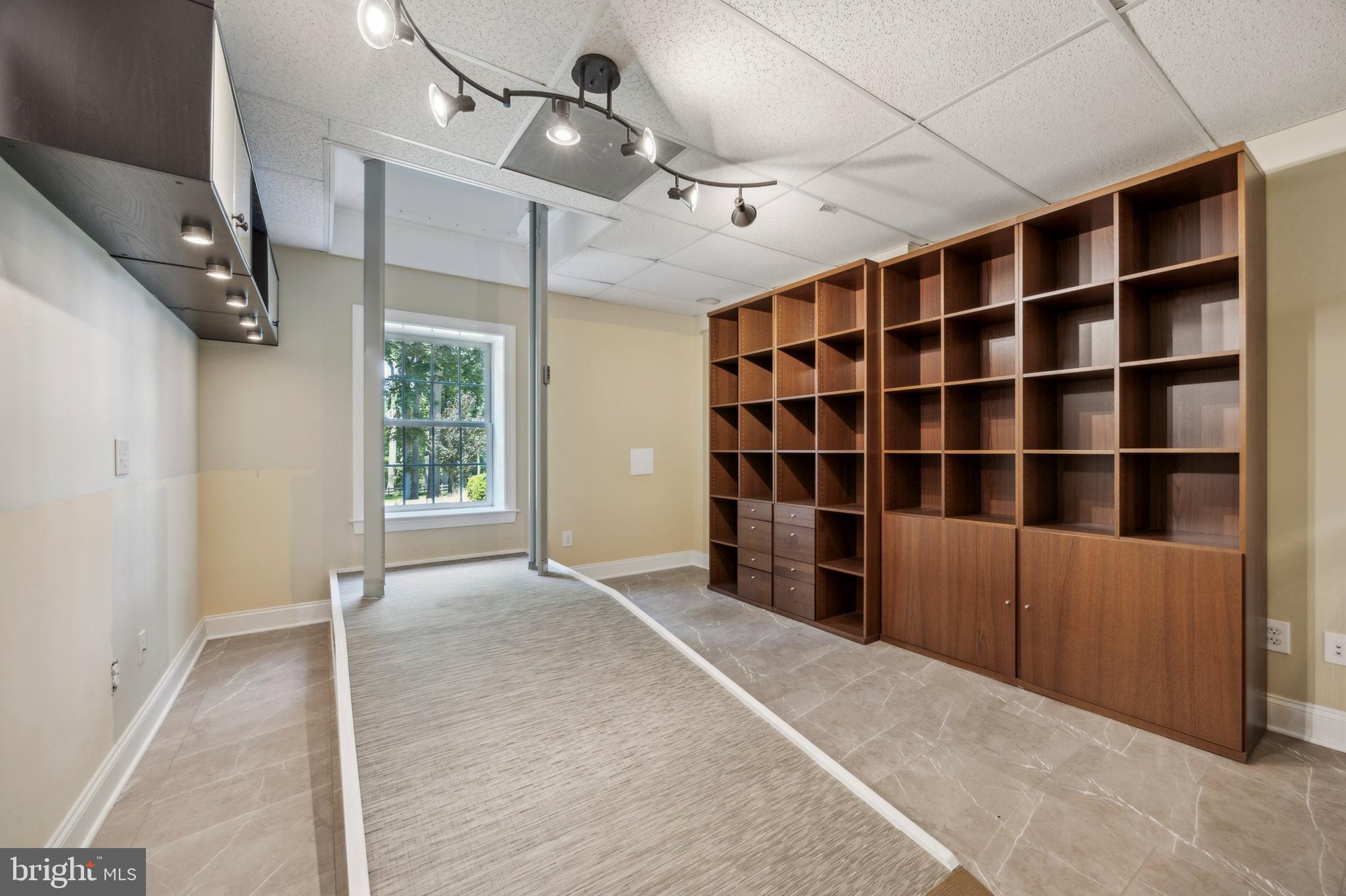 HERITAGE FARMS - Residential