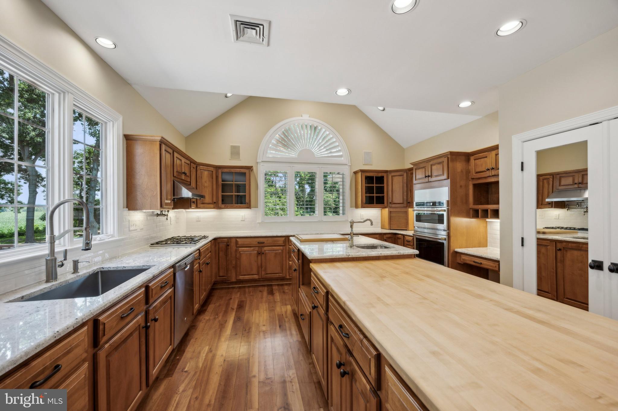 HERITAGE FARMS - Residential