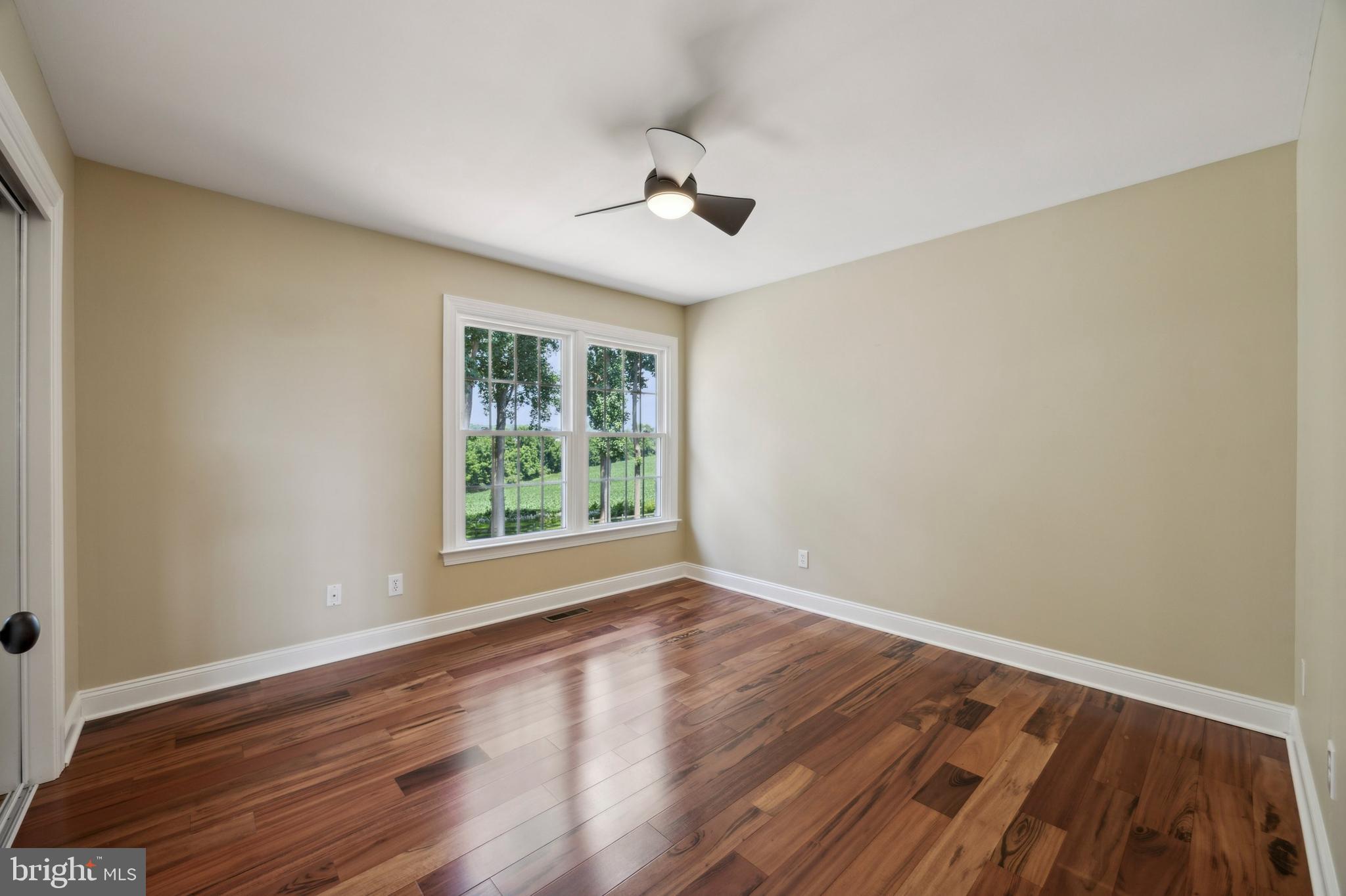 HERITAGE FARMS - Residential