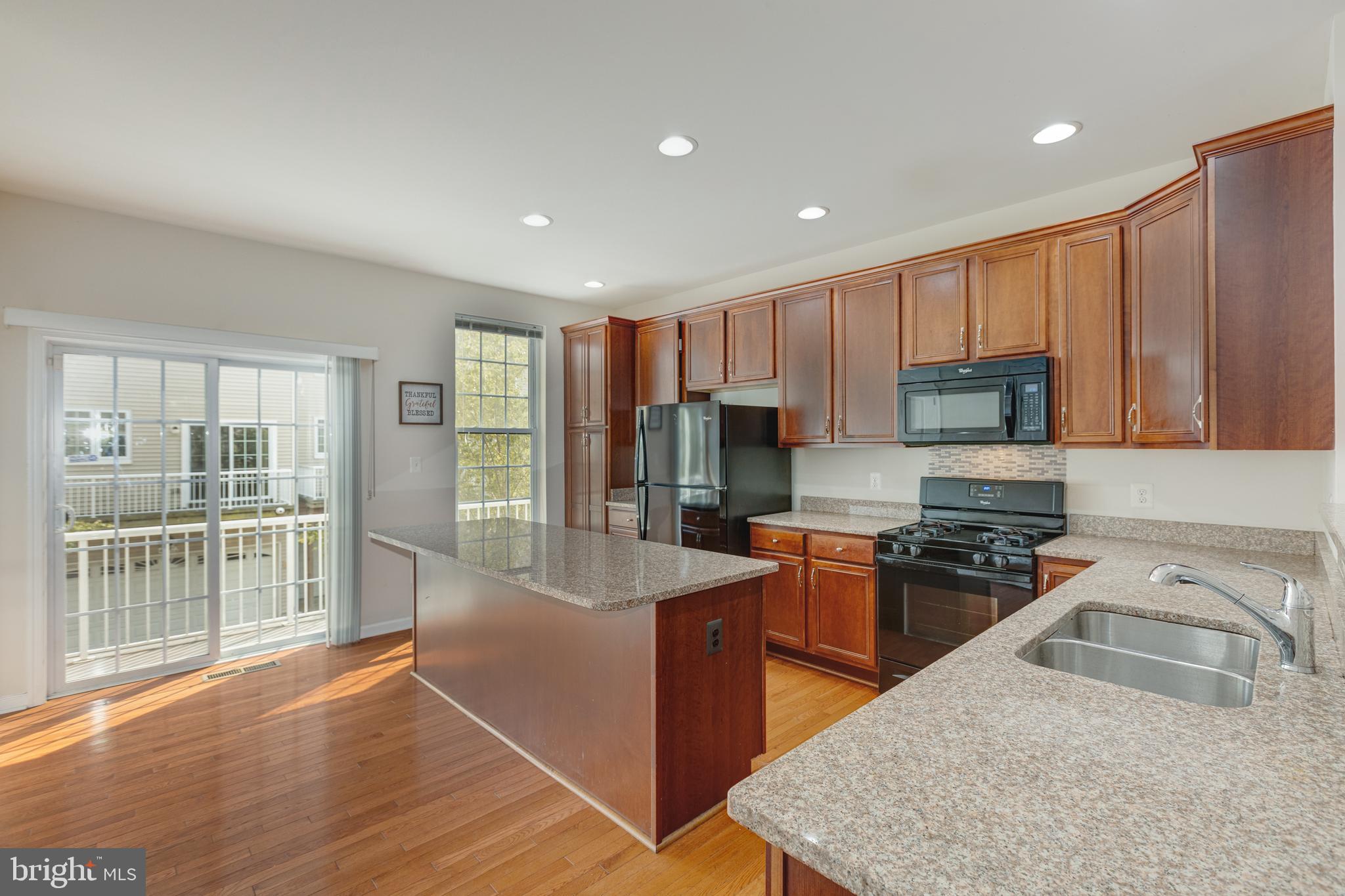 AMBERLEA AT SOUTH RIDING - Residential Lease