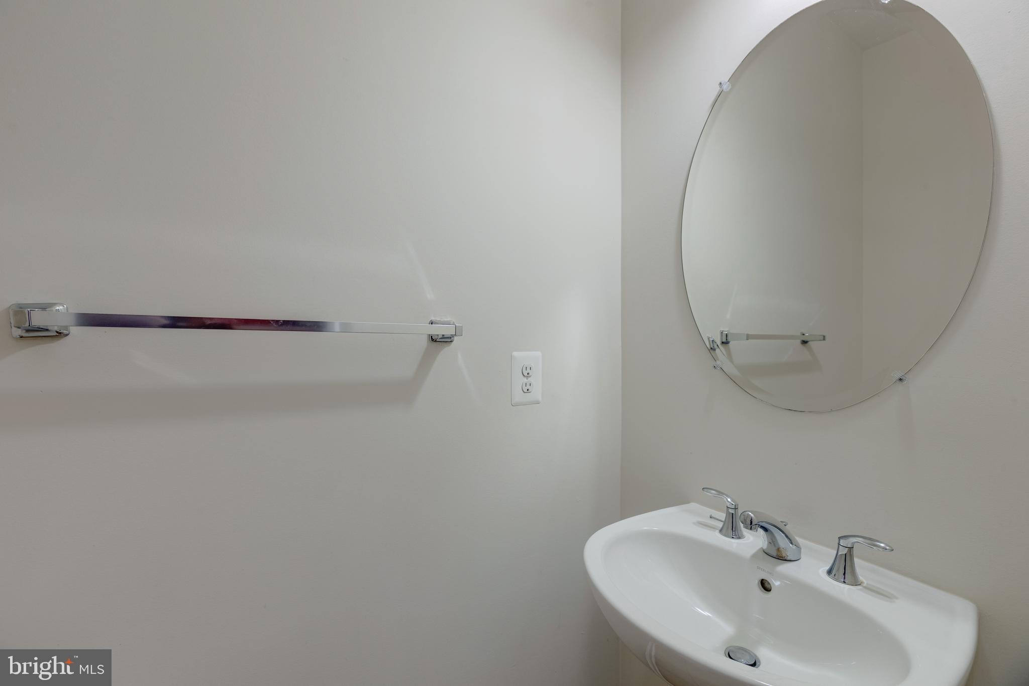 AMBERLEA AT SOUTH RIDING - Residential Lease