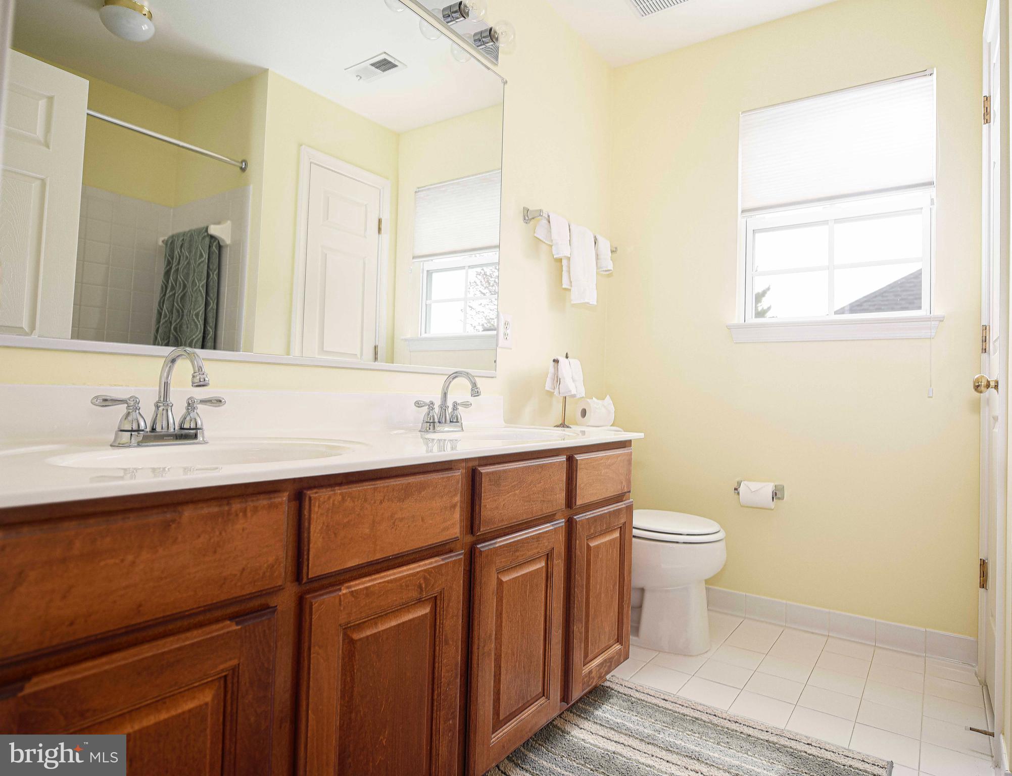 VINEYARD OAK - Residential